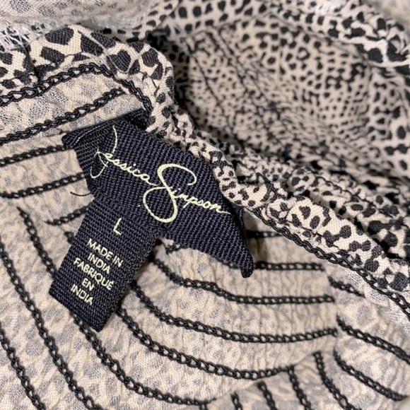 Jessica Simpson leopard print boho smocked top size large - Picture 5 of 7